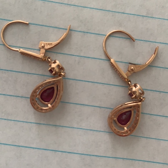 14K rose gold garnet gorgeous earrings - Picture 4 of 8